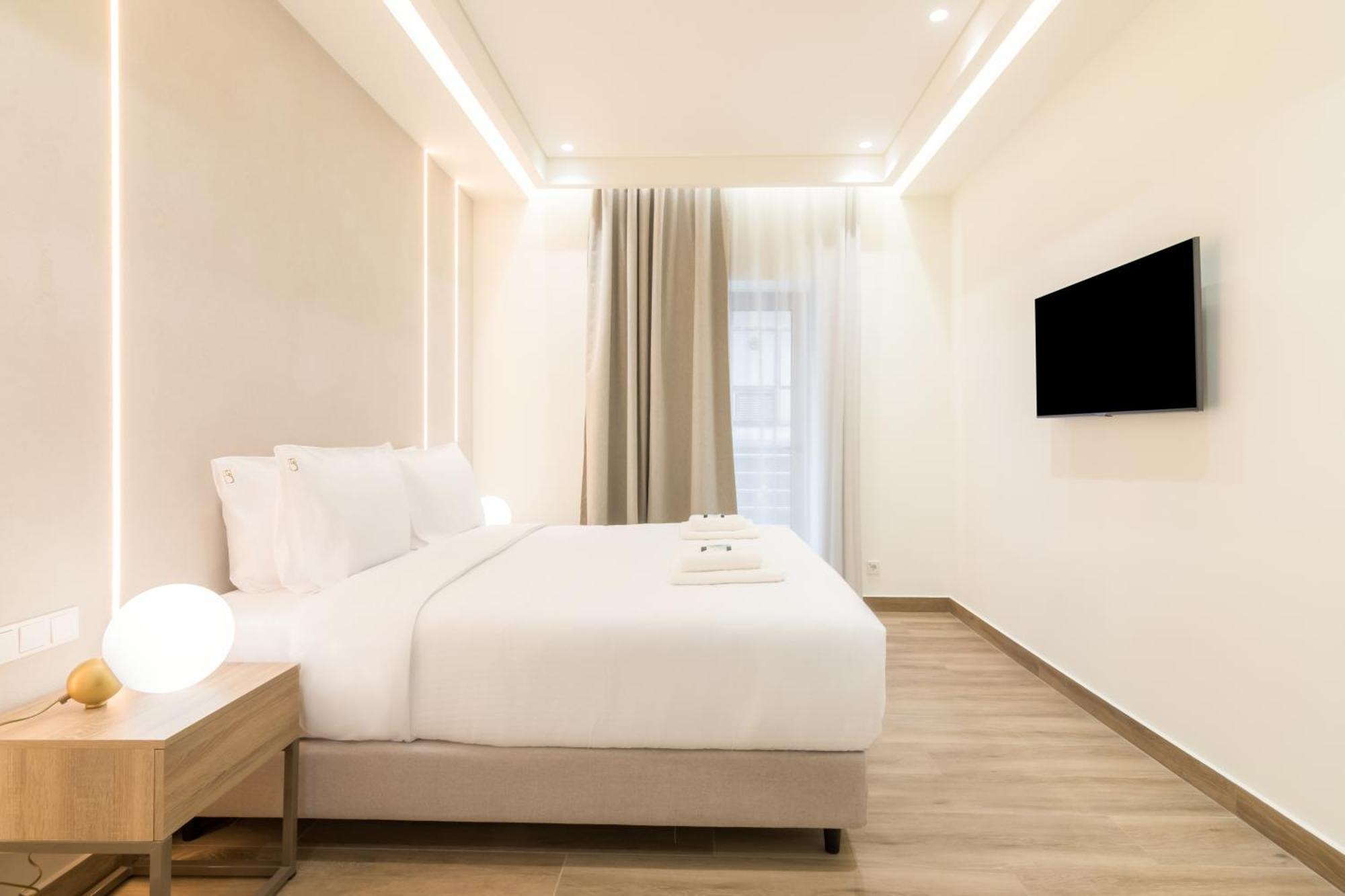Socrates Fully Equipped Apartments With Unique Design Atina Dış mekan fotoğraf