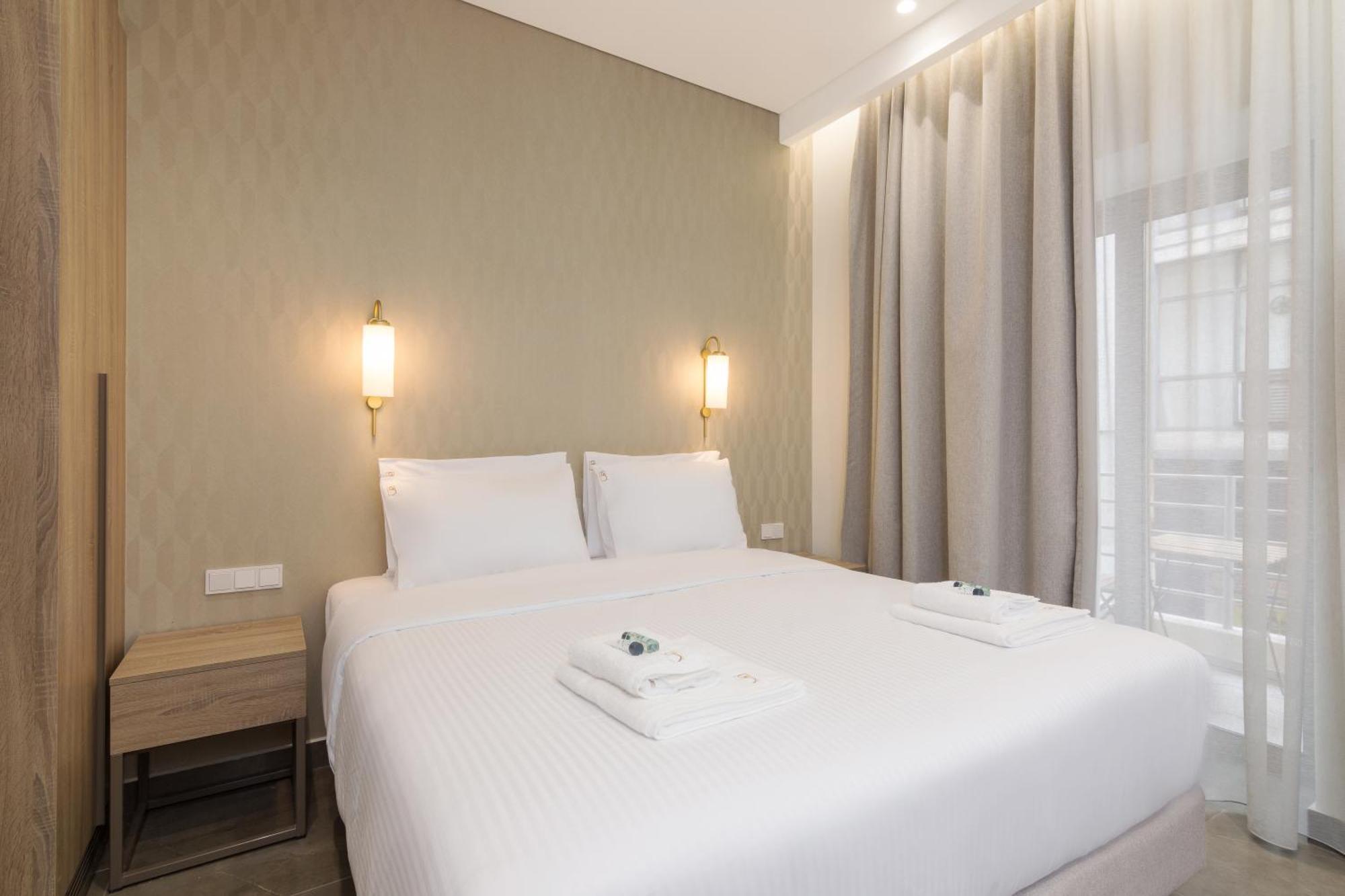 Socrates Fully Equipped Apartments With Unique Design Atina Dış mekan fotoğraf
