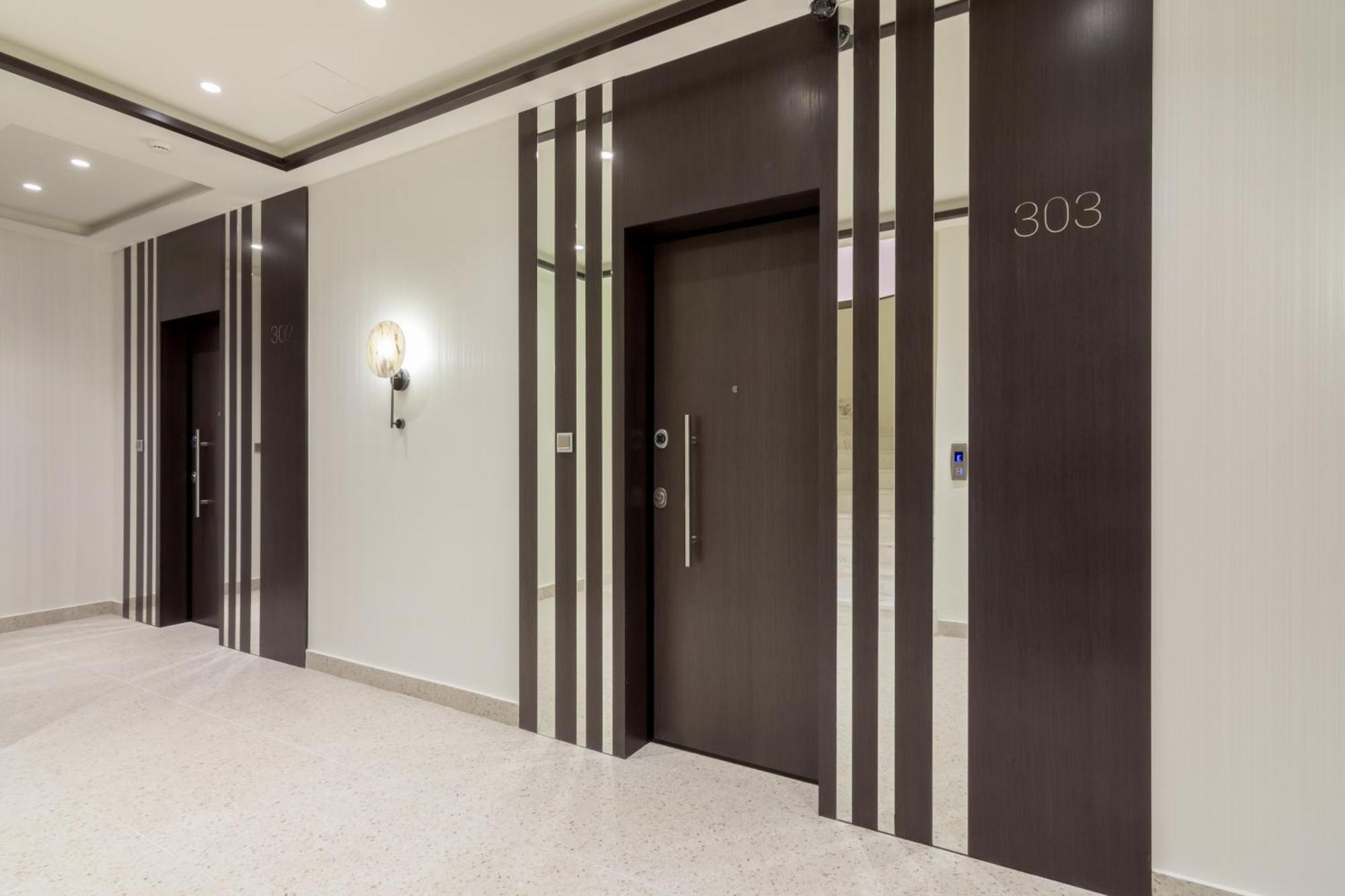 Socrates Fully Equipped Apartments With Unique Design Atina Dış mekan fotoğraf