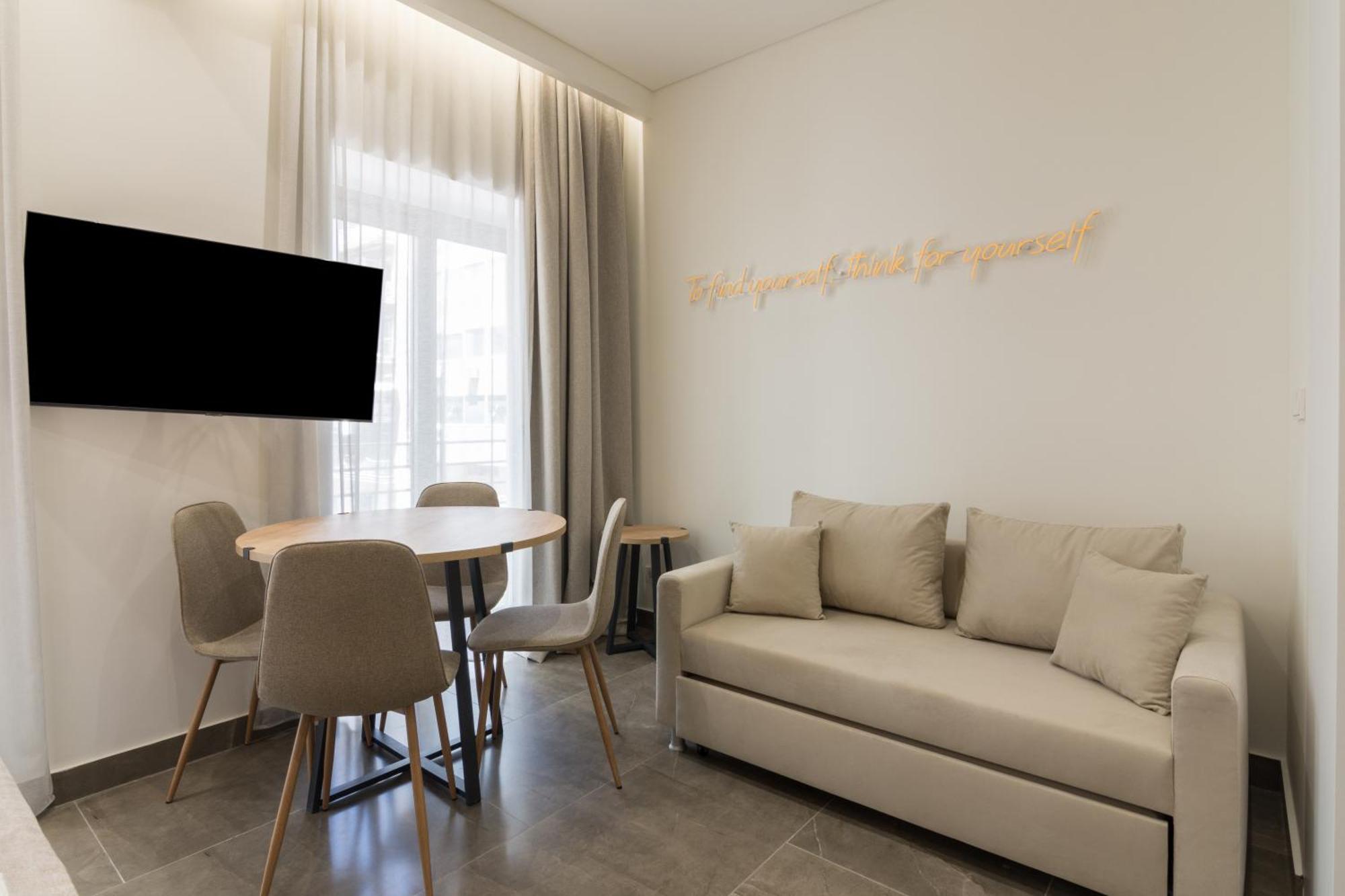 Socrates Fully Equipped Apartments With Unique Design Atina Dış mekan fotoğraf
