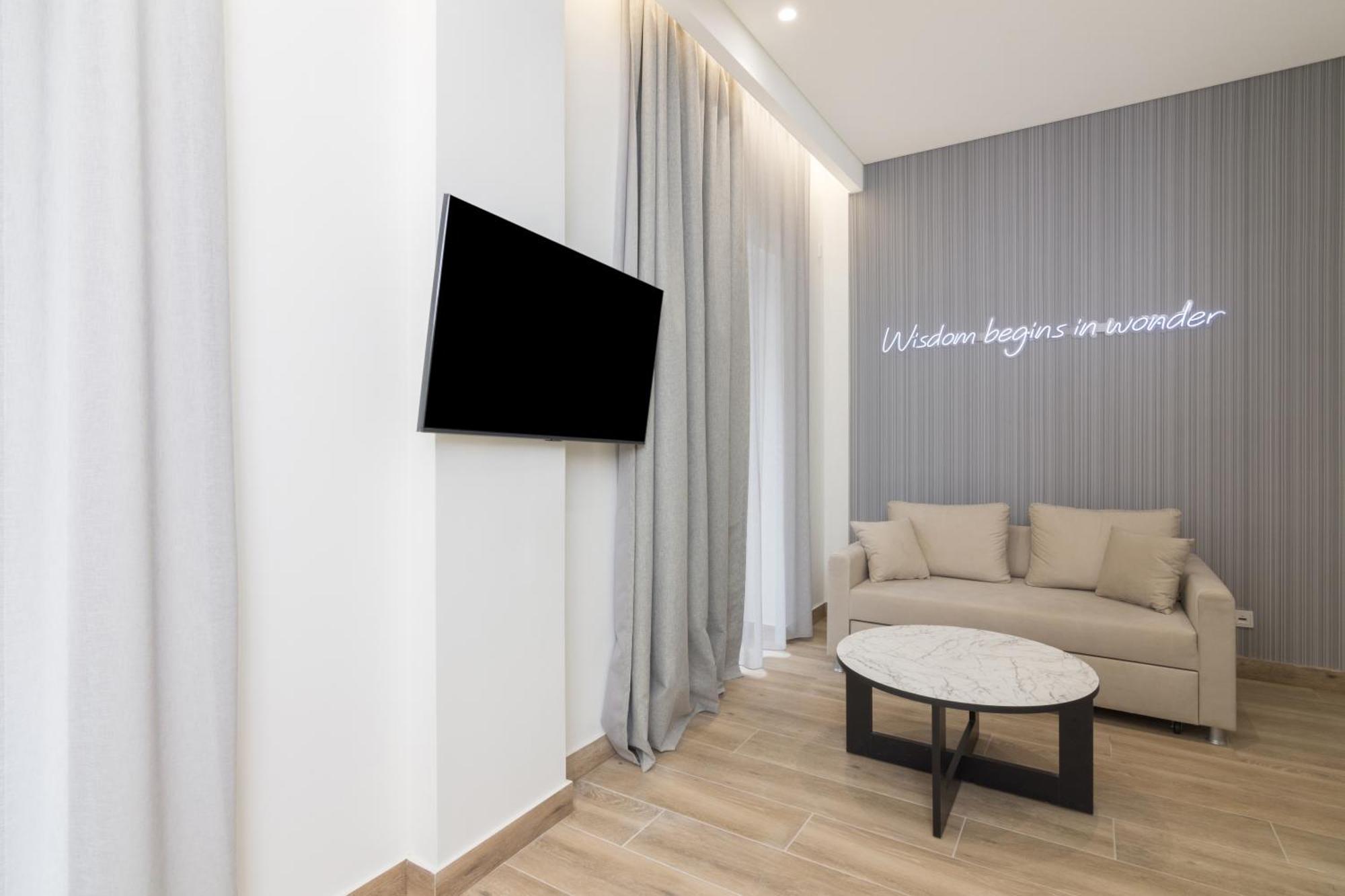 Socrates Fully Equipped Apartments With Unique Design Atina Dış mekan fotoğraf