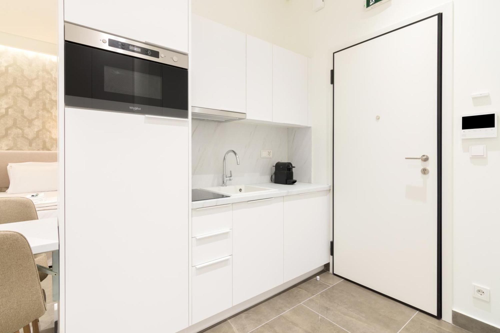 Socrates Fully Equipped Apartments With Unique Design Atina Dış mekan fotoğraf